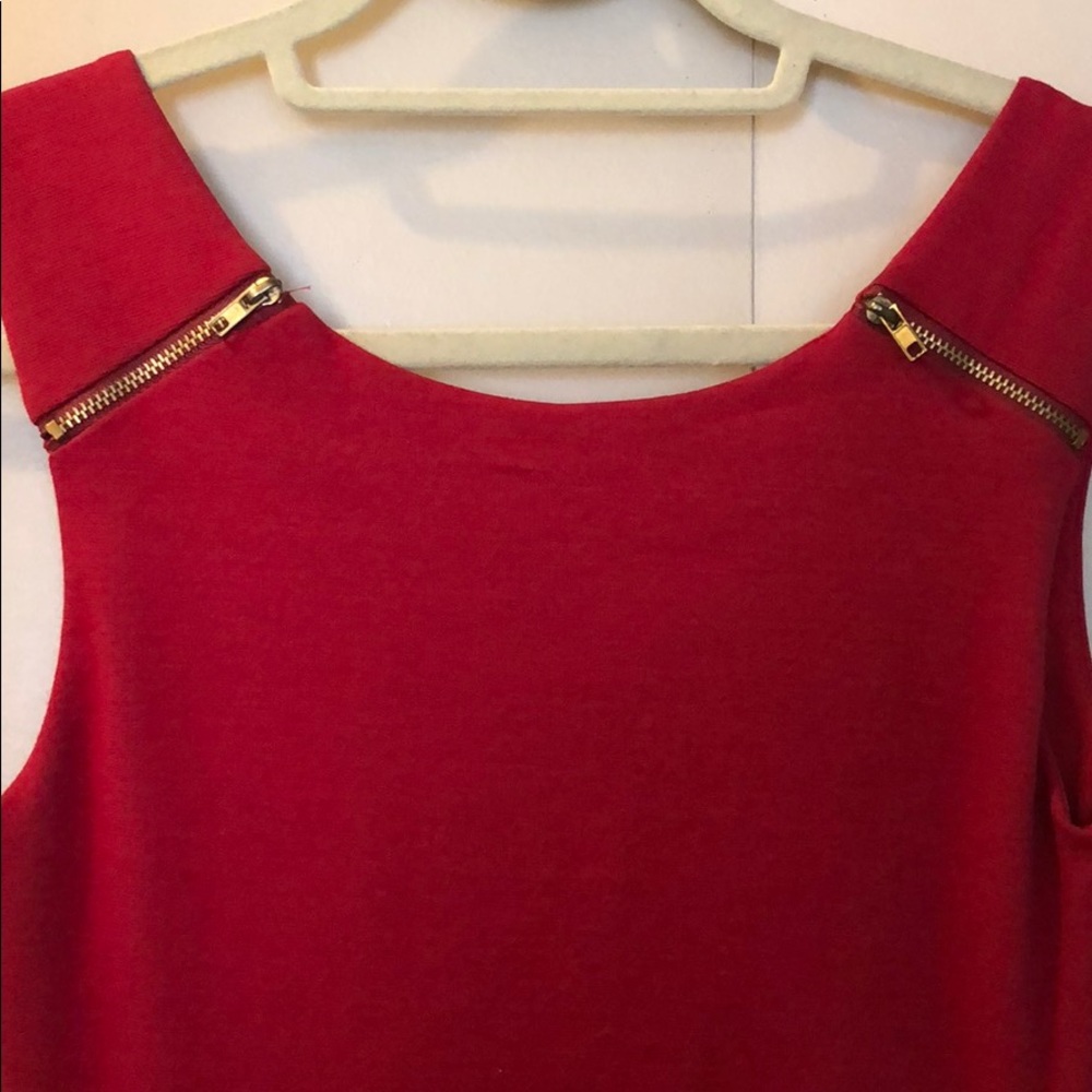 Dress - Picture 3 of 4